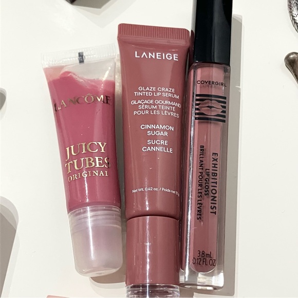 Lightly Used Makeup Bundle - Picture 5 of 8